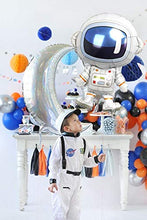 Load image into Gallery viewer, 5pcs Astronaut Balloon Kit Astronaut Outer Space Theme Birthday Galaxy Theme Party Decor
