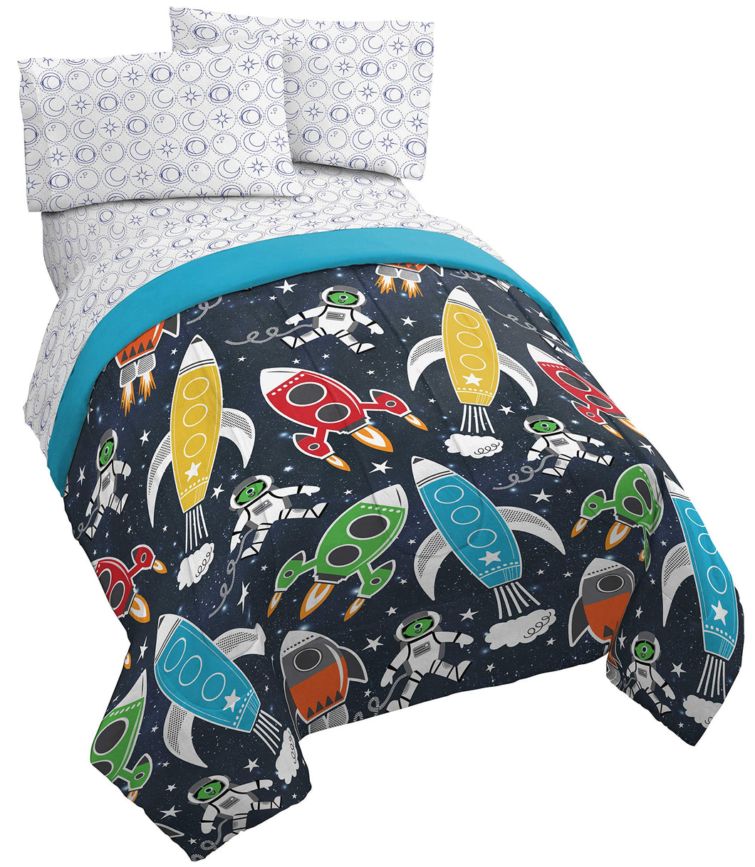 Jay Franco Space 4 Piece Twin Bed Set - Includes Comforter & Sheet Set- Bedding Features Spaceships & Rocketships - Super Soft Fade Resistant Microfiber