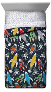 Jay Franco Space 4 Piece Twin Bed Set - Includes Comforter & Sheet Set- Bedding Features Spaceships & Rocketships - Super Soft Fade Resistant Microfiber